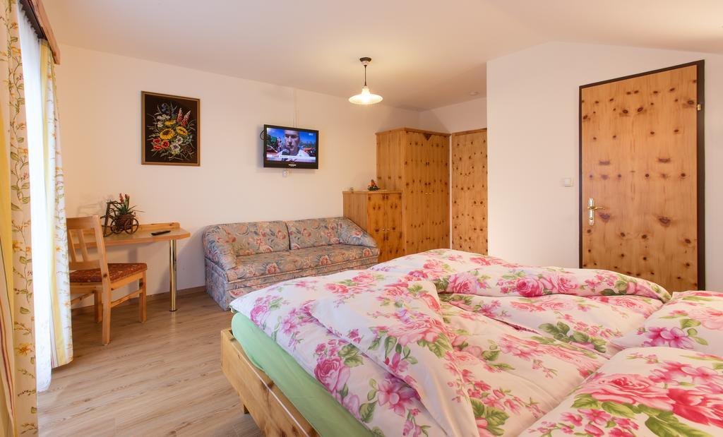 Haus Moser Wörschach Kamer foto